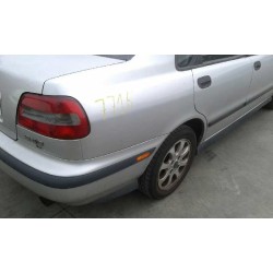 volvo s40 berlina del año 2000