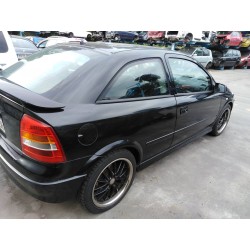 opel astra g berlina del año 2001
