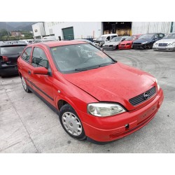 opel astra g berlina del año 1999