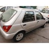 ford fiesta berlina del año 1999