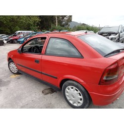 opel astra g berlina del año 1999