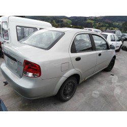 daewoo kalos del año 2004