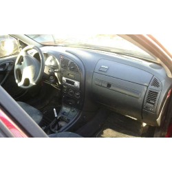 citroen xsara berlina del año 2001