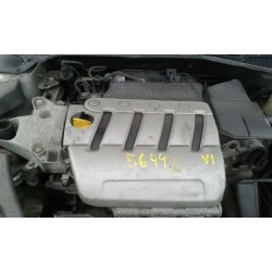 renault laguna ii (bg0) del año 2002