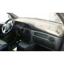 renault scenic (ja..) del año 2002