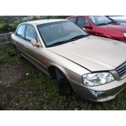 kia magentis del año 2001