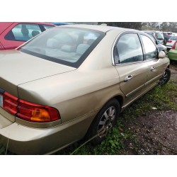 kia magentis del año 2001