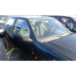 ford fiesta berlina del año 1996