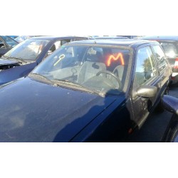 ford fiesta berlina del año 1996