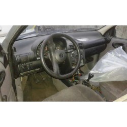 opel corsa b del año 1999