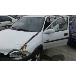 opel corsa b del año 1950