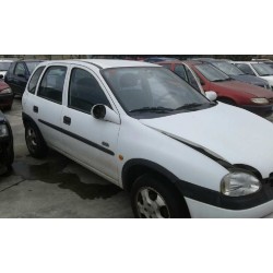 opel corsa b del año 1950