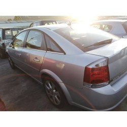 opel vectra c berlina del año 2006