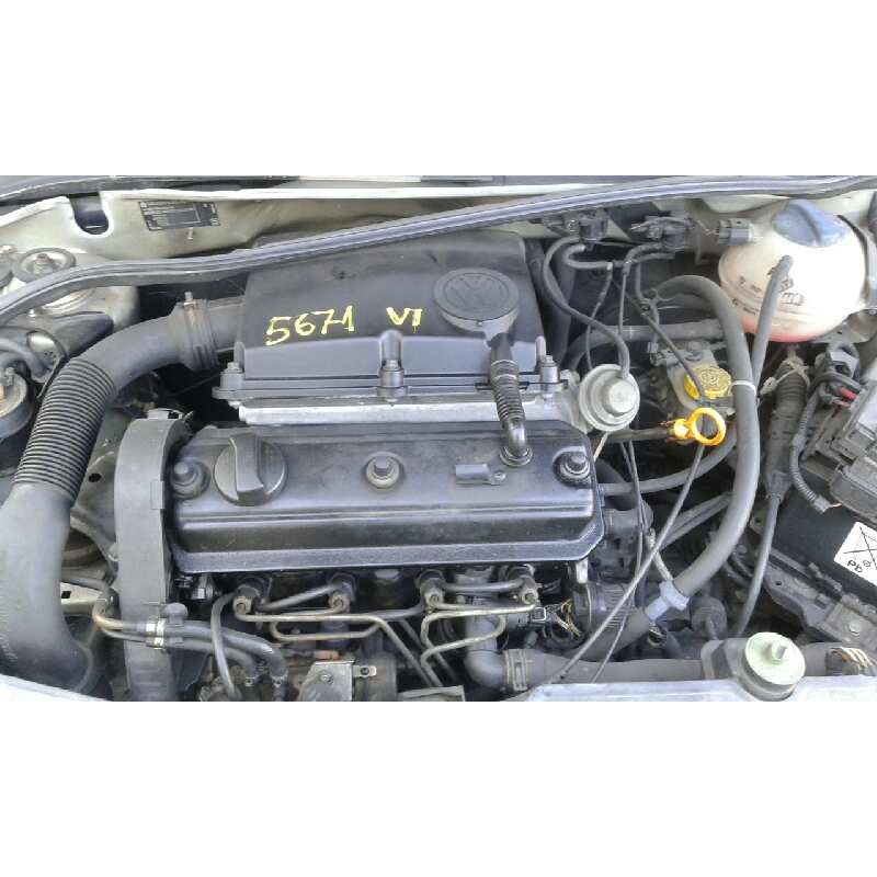 volkswagen polo berlina (6n1) del año 1999