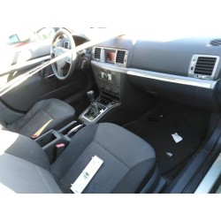 opel vectra c berlina del año 2006