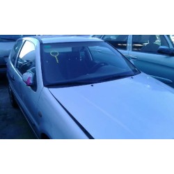 volkswagen polo berlina (6n1) del año 1999