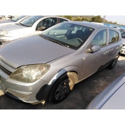opel astra h berlina del año 2005