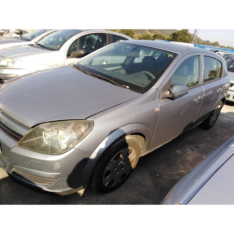 opel astra h berlina del año 2005