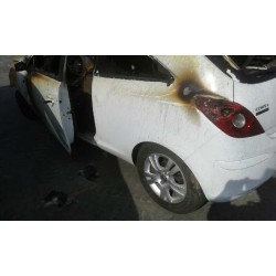 opel corsa d del año 2010