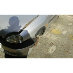 opel corsa b del año 2000