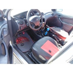 ford focus berlina (cak) del año 2004