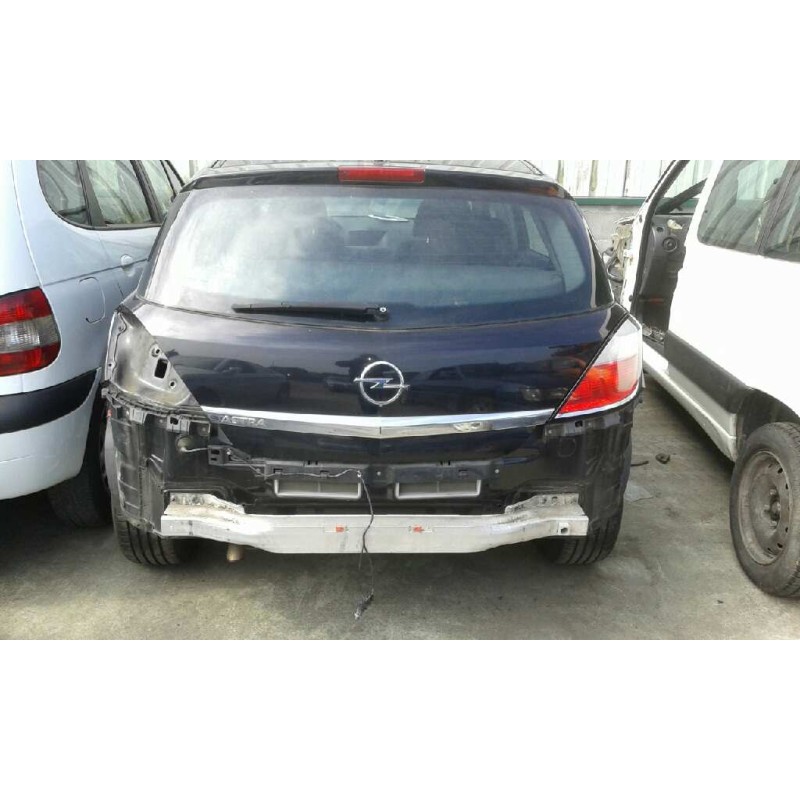 opel astra h berlina del año 2005