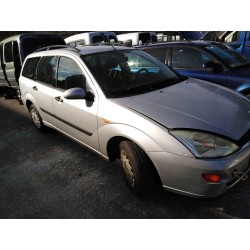 ford focus turnier (cak) del año 2001