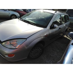 ford focus turnier (cak) del año 2001