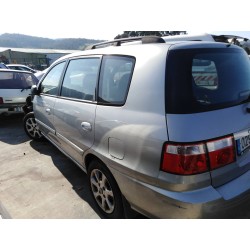 kia carens del año 2004