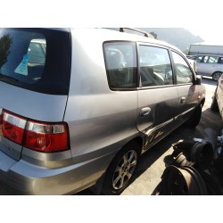 kia carens del año 2004