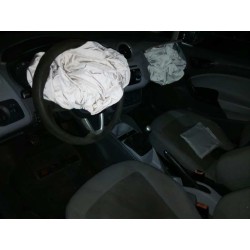 seat ibiza (6j5) del año 2008