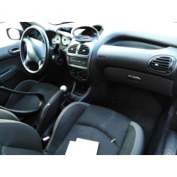 peugeot 206 berlina del año 2005