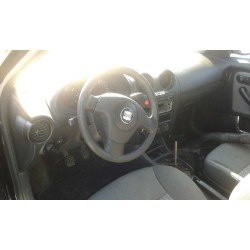 seat ibiza (6l1) del año 2003