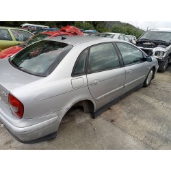 citroen c5 berlina del año 2001
