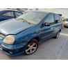 nissan almera tino (v10m) del año 2001