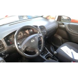 opel zafira a del año 1999