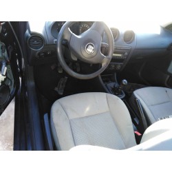 seat ibiza (6l1) del año 2003