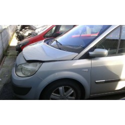 renault scenic ii del año 2004