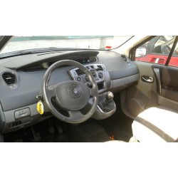 renault scenic ii del año 2004