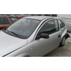 opel corsa c del año 1950