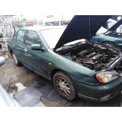 nissan primera berlina (p11) del año 1999