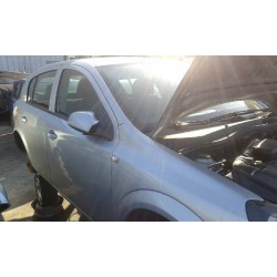 opel astra h berlina del año 2005