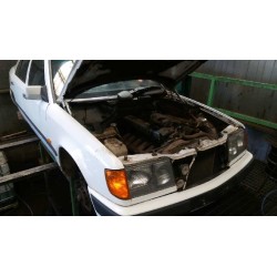 mercedes clase e (w124) berlina del año 1986