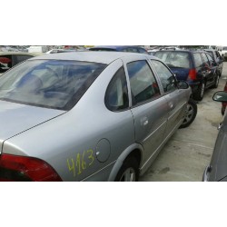 opel vectra b berlina del año 2001