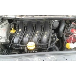 renault scenic ii del año 2006