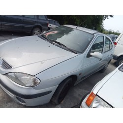 renault megane i fase 2 berlina (ba0) del año 2000
