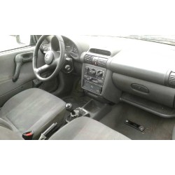 opel corsa b del año 1996