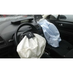 citroen c4 berlina del año 2009