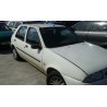 ford fiesta berlina del año 1998