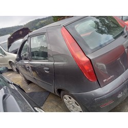 fiat punto berlina (188) del año 2005